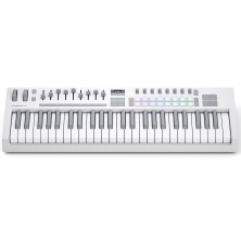735734 Novation LaunchKey 49 MK4 White