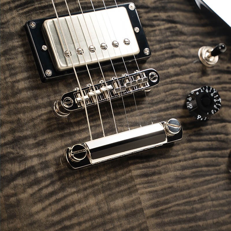747544 Cort M 600 TBB Guitarra Eléctrica Trans Black Burst