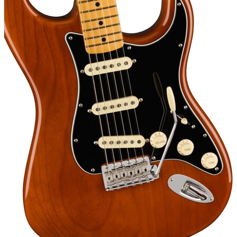 0110272829 Fender American Vintage II 1973 Stratocaster Mn-Moc