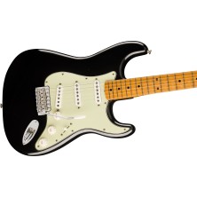 0148082306 Fender LTD Vintera II Road Worn 60s Stratocaster MN BLK Guitarra Eléctrica