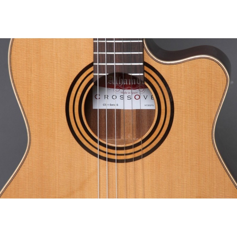 8736 V 9738 Alhambra CS-1 CW ELECTRIFICADA FISHMAN E1+ Funda 9738 25mm
