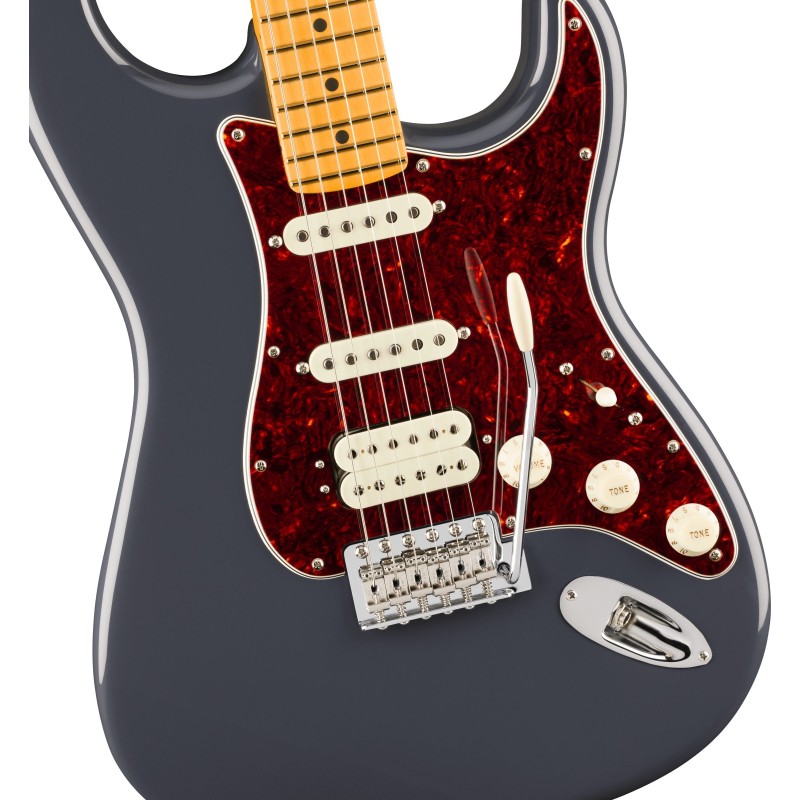 0114952322 Fender American Professional Classic Stratocaster HSS Faded Black Guitarra Eléctrica