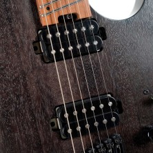 ADAG-1005302 Cort SPACE G6MS SGTK Guitarra Eléctrica Headless con funda Semi Gloss Trans Black