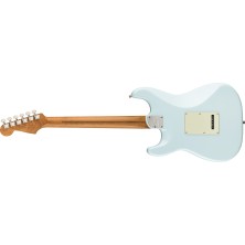 0118020772 Fender American Ultra Strat HSS LTD Sonic Blue