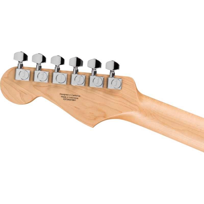 0266240500 Fender Standard Stratocaster LRL 3TS