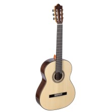Admira Lucia Guitarra Flamenca