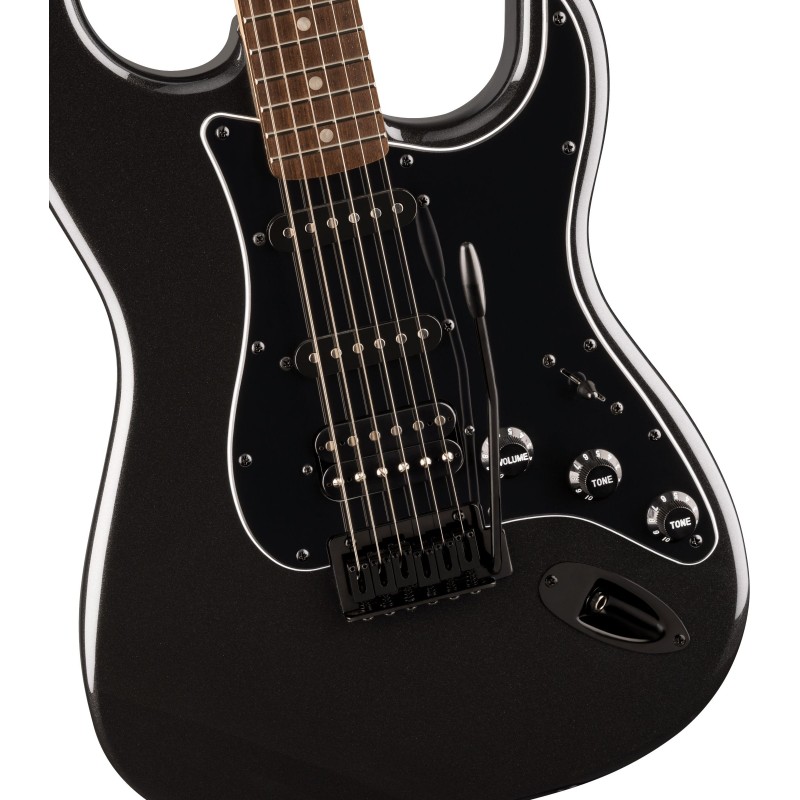 0378101965 Squier FSR Affinity Series Stratocaster HSS  Metallic Black Guitarra Eléctrica