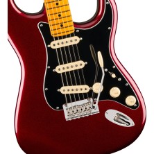 0111112730 Fender American Professional Stratocaster MN Oxblood Guitarra Eléctrica