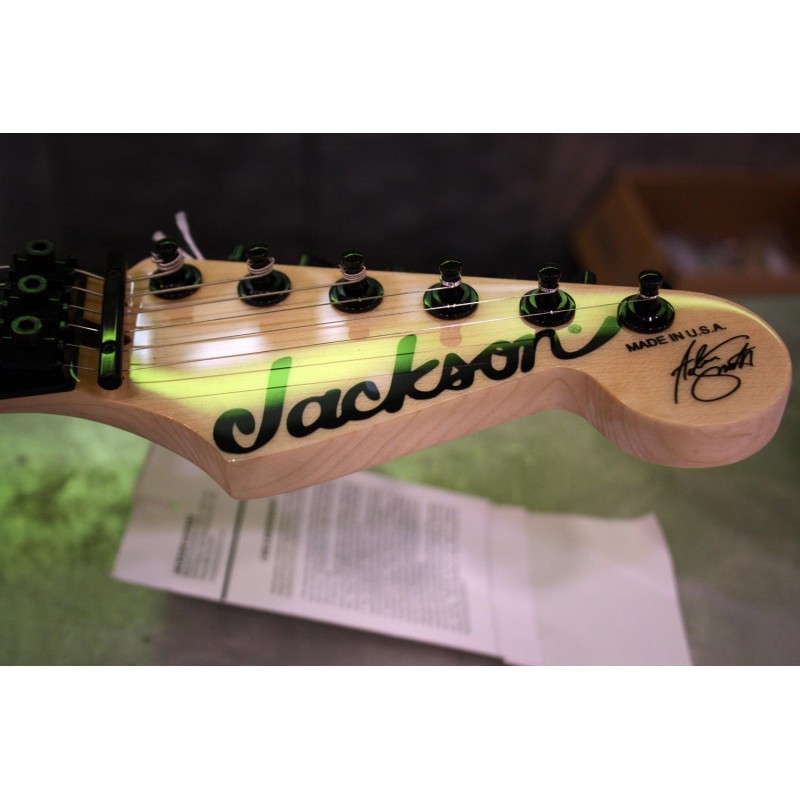 Guitarra Eléctrica Sólida Jackson Adrian Smith San Dimas Dinky Snw B-Stock