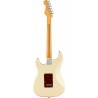 Fender AM Pro II Strat HSS RW OWT