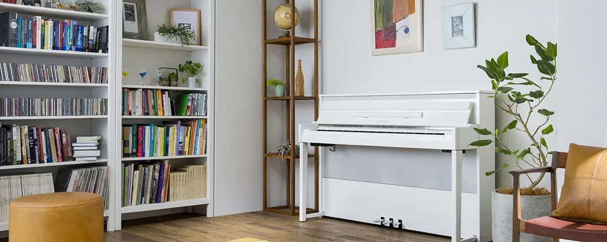 Piano Yamaha Avantgrand NU1X Blanco Brillante hogar